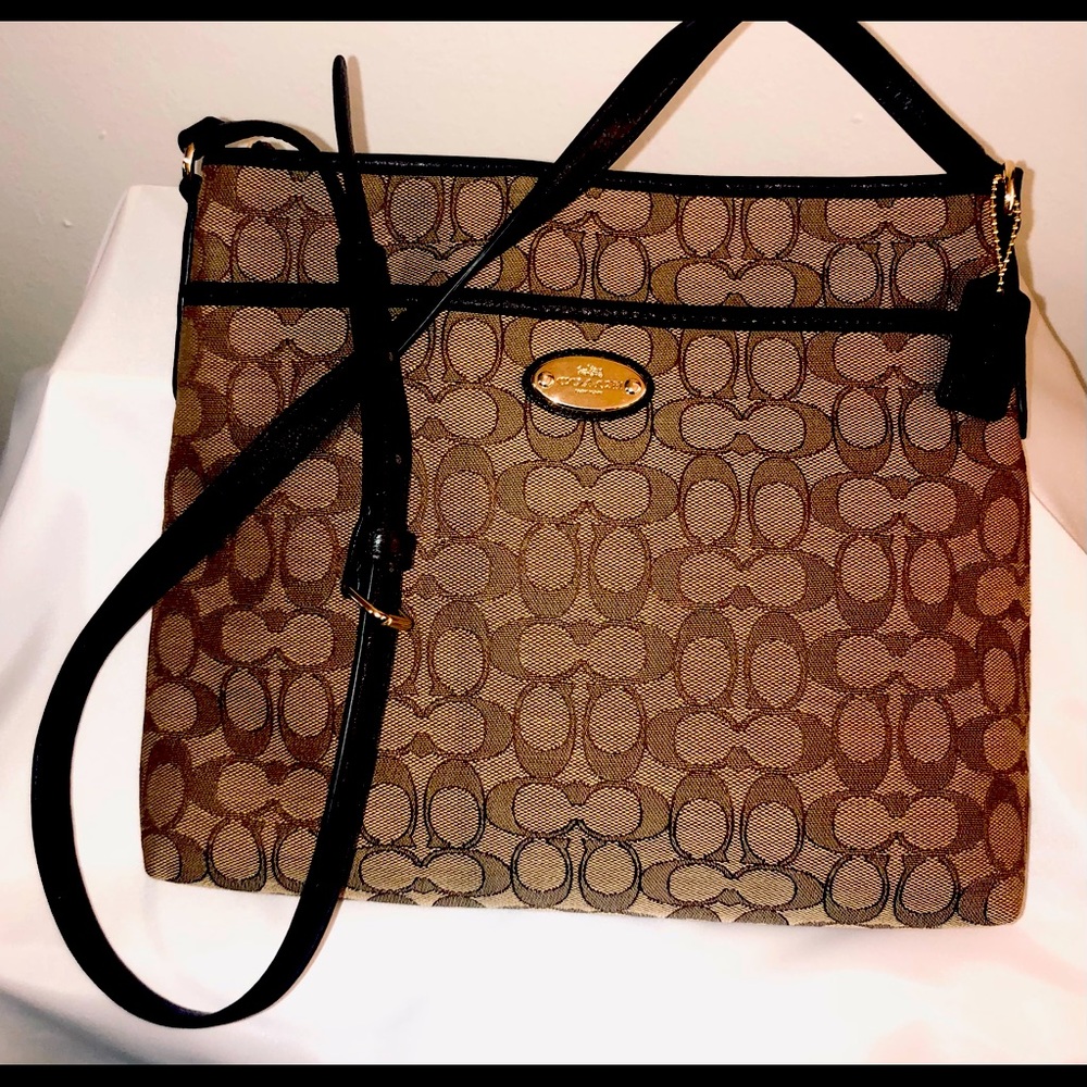 Coach Signature Jacquard Zip File Bag